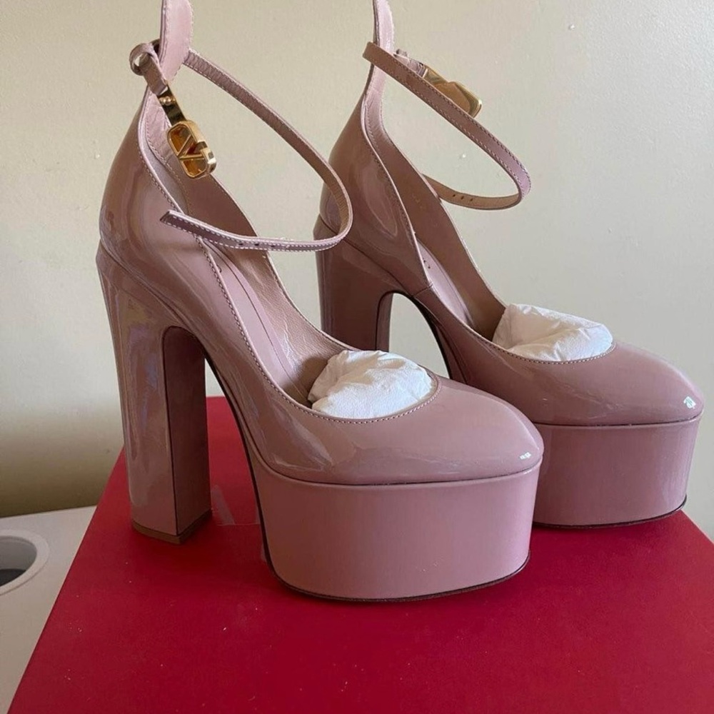 VALENTINO GARAVANI beige tan go-155